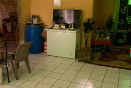 2 Bedrooms 1 Bathrooms, House for Sale in Spanish Town