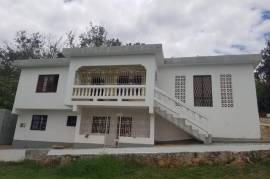 4 Bedrooms 2 Bathrooms, House for Sale in Spur Tree