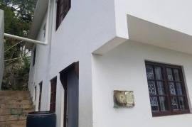 4 Bedrooms 2 Bathrooms, House for Sale in Spur Tree