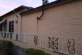 3 Bedrooms 2 Bathrooms, House for Sale in Kingston 20