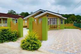 2 Bedrooms 1 Bathrooms, House for Sale in Falmouth