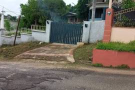 2 Bedrooms 1 Bathrooms, House for Sale in Negril