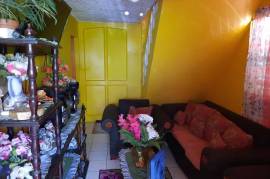 3 Bedrooms 2 Bathrooms, House for Sale in Kingston 2