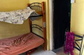 5 Bedrooms 4 Bathrooms, House for Sale in Spanish Town