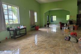 3 Bedrooms 2 Bathrooms, House for Sale in Anchovy