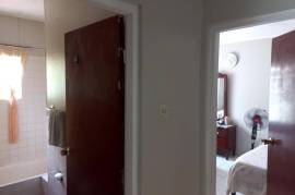 4 Bedrooms 3 Bathrooms, House for Sale in Mandeville