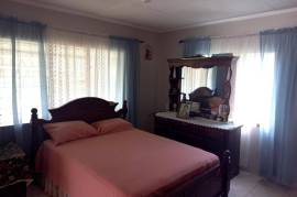 4 Bedrooms 3 Bathrooms, House for Sale in Mandeville