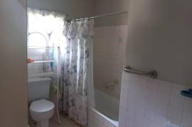 4 Bedrooms 3 Bathrooms, House for Sale in Mandeville