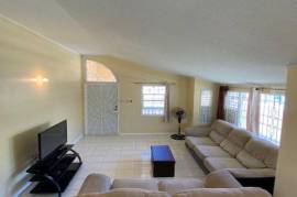 2 Bedrooms 1 Bathrooms, House for Sale in Montego Bay