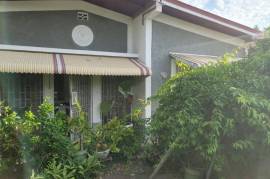 4 Bedrooms 3 Bathrooms, House for Sale in Spanish Town