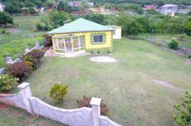 4 Bedrooms 3 Bathrooms, House for Sale in Spur Tree