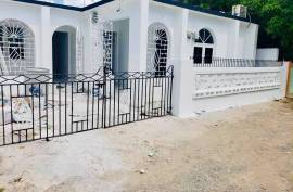 5 Bedrooms 3 Bathrooms, House for Sale in Greater Portmore