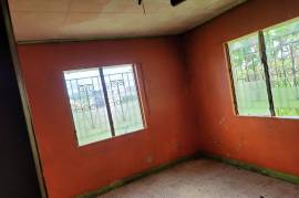 4 Bedrooms 3 Bathrooms, House for Sale in Mandeville