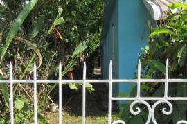 3 Bedrooms 2 Bathrooms, House for Sale in Spanish Town