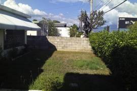 3 Bedrooms 1 Bathrooms, House for Sale in Greater Portmore