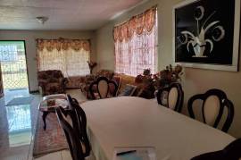 4 Bedrooms 2 Bathrooms, House for Sale in Mandeville