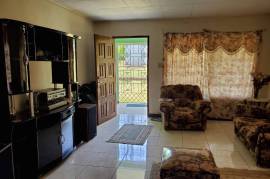 4 Bedrooms 2 Bathrooms, House for Sale in Mandeville