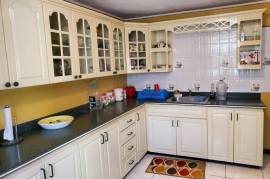 4 Bedrooms 2 Bathrooms, House for Sale in Mandeville