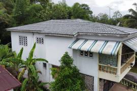 7 Bedrooms 5 Bathrooms, House for Sale in Linstead