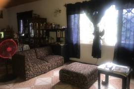 7 Bedrooms 5 Bathrooms, House for Sale in Linstead