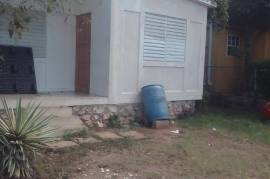 2 Bedrooms 1 Bathrooms, House for Sale in Greater Portmore