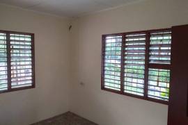 3 Bedrooms 1 Bathrooms, House for Sale in Priestman's River