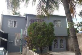 13 Bedrooms 7 Bathrooms, House for Sale in Kingston 8