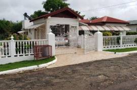 3 Bedrooms 3 Bathrooms, House for Sale in Spanish Town