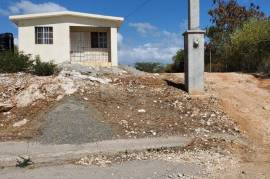 2 Bedrooms 2 Bathrooms, House for Sale in Greater Portmore