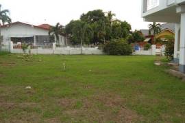 5 Bedrooms 3 Bathrooms, House for Sale in May Pen