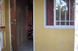 4 Bedrooms 3 Bathrooms, House for Sale in Greater Portmore