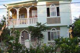 4 Bedrooms 3 Bathrooms, House for Sale in Greater Portmore