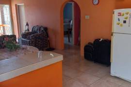 2 Bedrooms 1 Bathrooms, House for Sale in Spanish Town