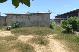 2 Bedrooms 1 Bathrooms, House for Sale in Spanish Town