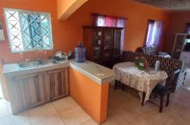 2 Bedrooms 1 Bathrooms, House for Sale in Spanish Town