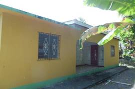 4 Bedrooms 3 Bathrooms, House for Sale in Lysons