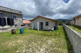 2 Bedrooms 1 Bathrooms, House for Sale in Granville