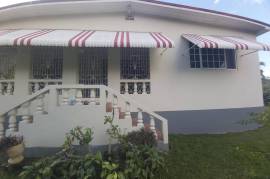 3 Bedrooms 2 Bathrooms, House for Sale in Ocho Rios