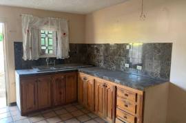 3 Bedrooms 2 Bathrooms, House for Sale in Spanish Town