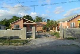 3 Bedrooms 2 Bathrooms, House for Sale in Spanish Town