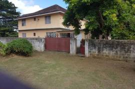 5 Bedrooms 4 Bathrooms, House for Sale in Oracabessa