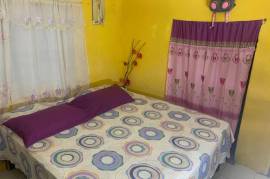 4 Bedrooms 2 Bathrooms, House for Sale in Spanish Town