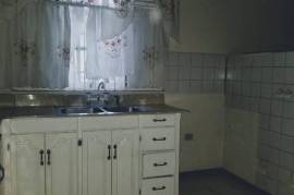 3 Bedrooms 2 Bathrooms, House for Sale in Spanish Town