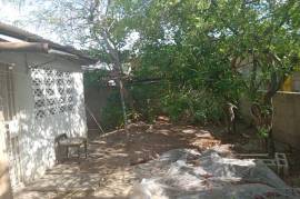 2 Bedrooms 1 Bathrooms, House for Sale in Greater Portmore