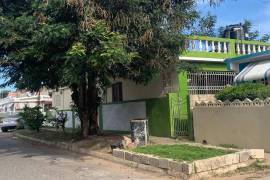 3 Bedrooms 2 Bathrooms, House for Private in Greater Portmore