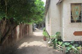 4 Bedrooms 1 Bathrooms, House for Sale in Kingston 3