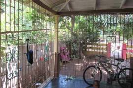 4 Bedrooms 1 Bathrooms, House for Sale in Kingston 3