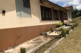 5 Bedrooms 2 Bathrooms, House for Sale in Bamboo