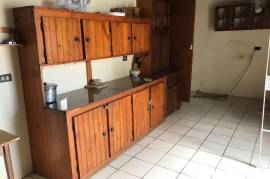 5 Bedrooms 2 Bathrooms, House for Sale in Bamboo