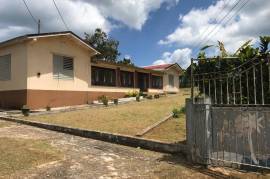 5 Bedrooms 2 Bathrooms, House for Sale in Bamboo